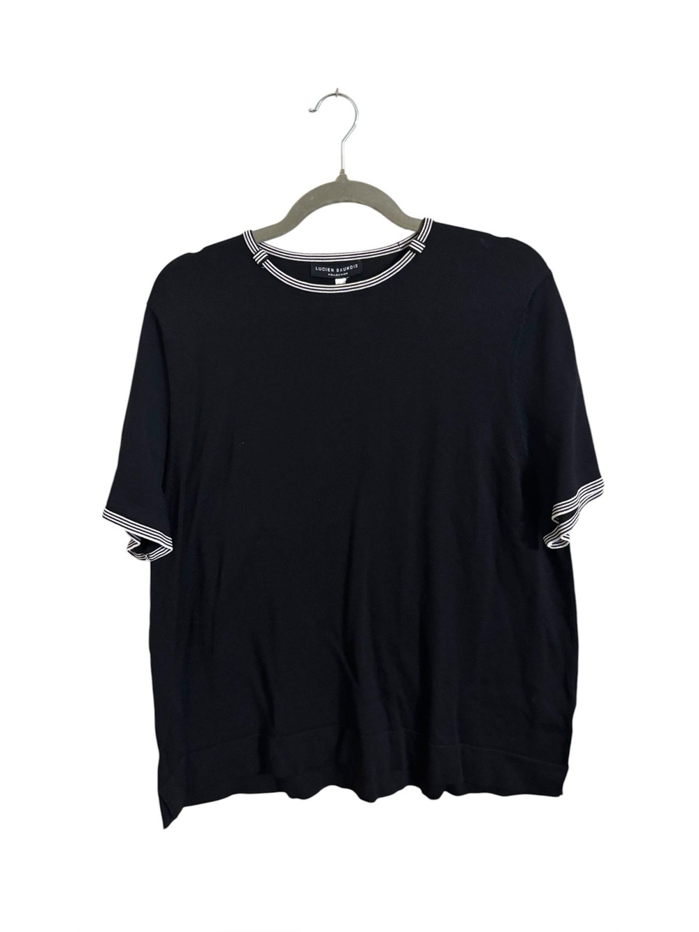Lucien‎ Daunois Collection Black White Trim Cuffs Short Sleeve Top